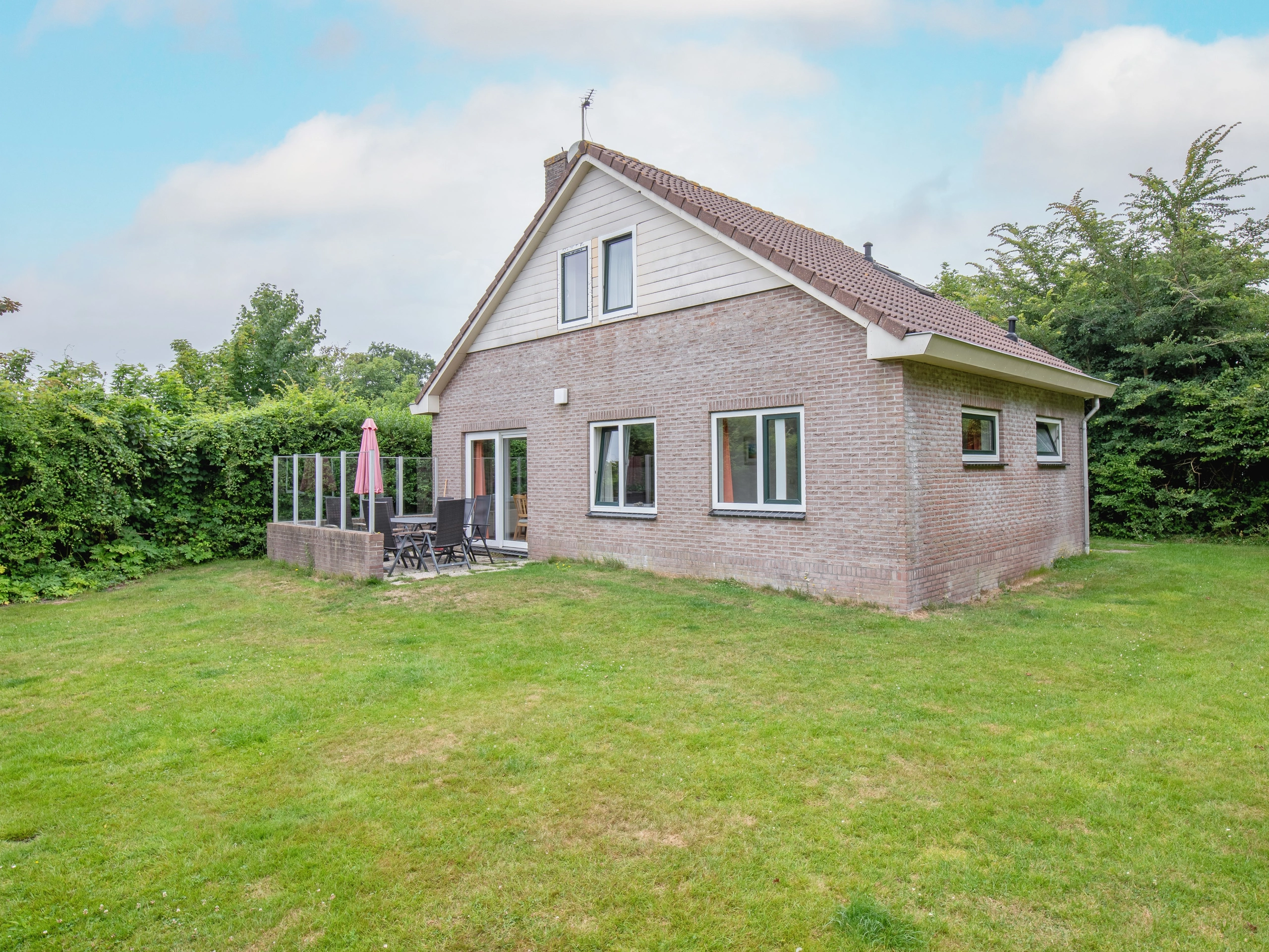 Bungalow Type B 6-persoons